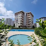 River Park Lara 公寓式酒店