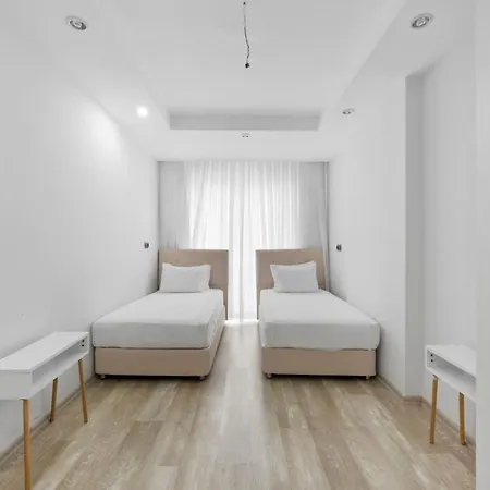 Hotel apartamentowy River Park Lara