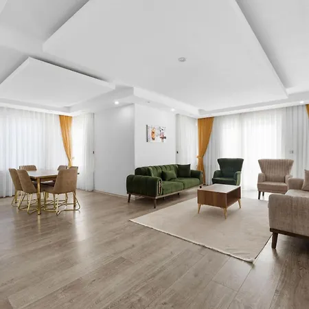Hotel apartamentowy River Park Lara 4*