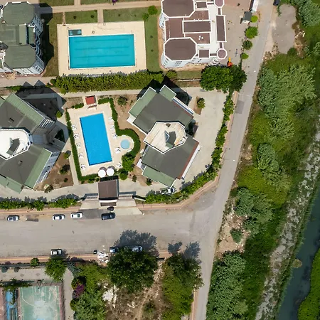 Hotel apartamentowy River Park Lara Antalya