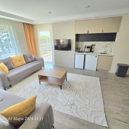Hotel apartamentowy River Park Lara