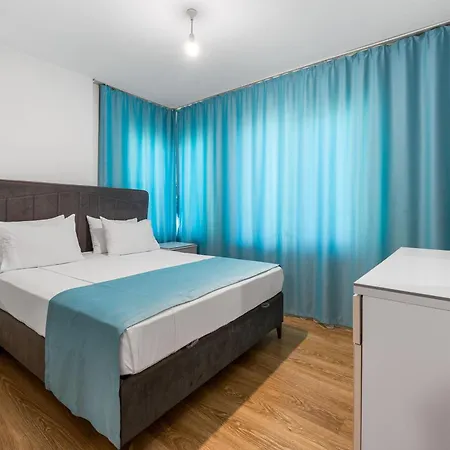 Apartmanhotel River Park Lara