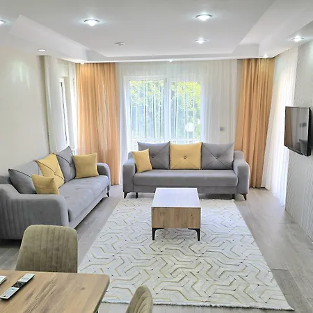 River Park Lara Apartmanhotel 4*