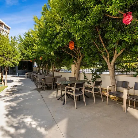 River Park Lara アンタルヤ