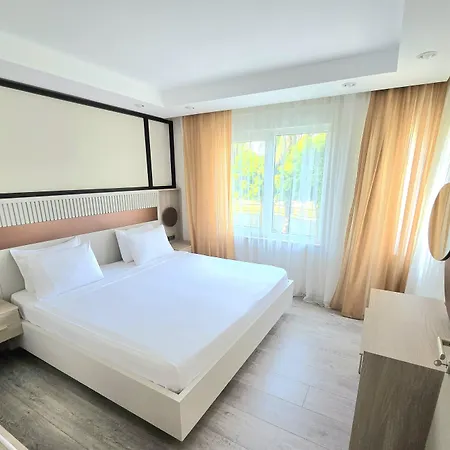 River Park Lara Hotel apartamentowy