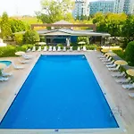 River Park Lara Ξενοδοχείο με διαμερίσματα Αττάλεια