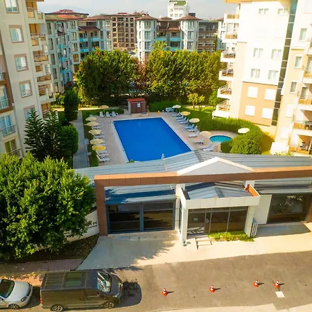 River Park Lara Apartmanhotel 4*